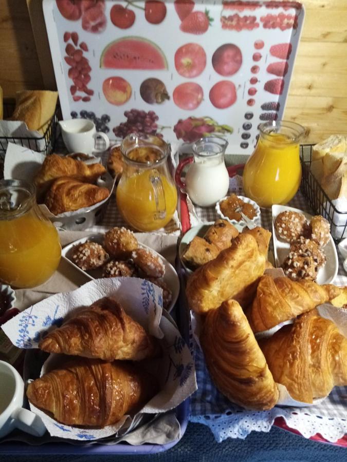 O Douceurs Sucrees Cabourg Acomodação com café da manhã Exterior foto